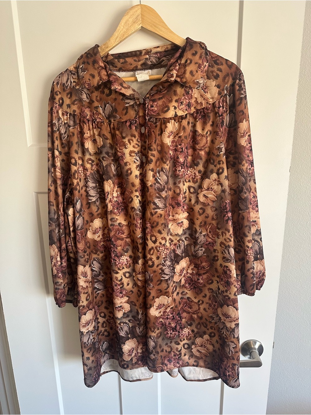 Roaman's Plus Size 2X Brown Floral & Animal Print Blouse / Tunic Top